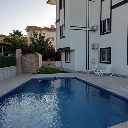 House & Hotel- Vacance , Ozguen Deniz Sitesi No 5 Apartment *